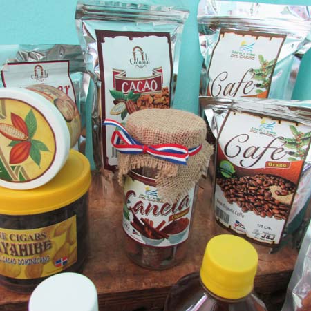 Dominikanisch coffee, cacao and vanilla